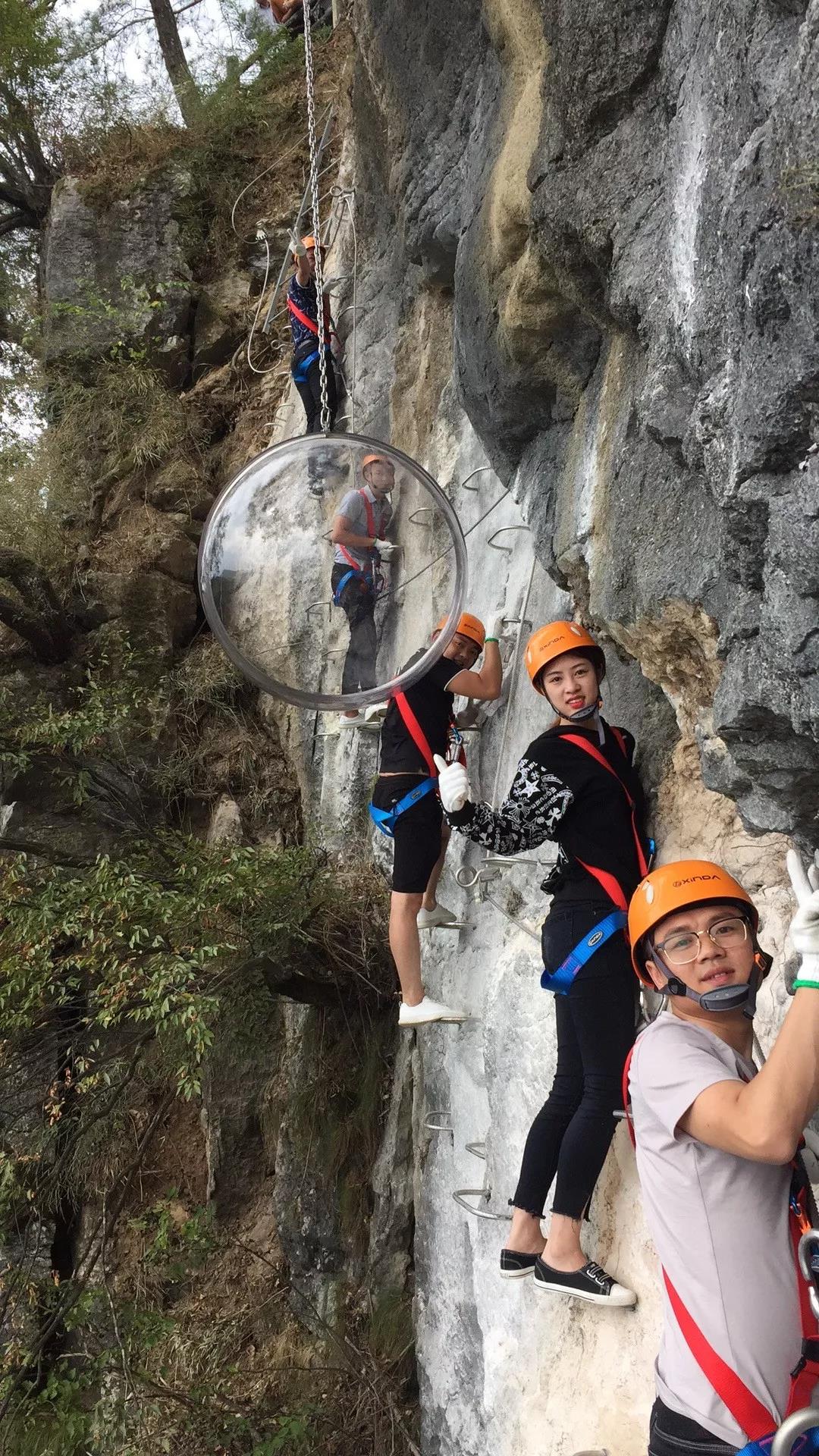 湖南旅游開發公司,懷化旅游開發公司,懷化峽谷探幽,懷化石林花山植物園