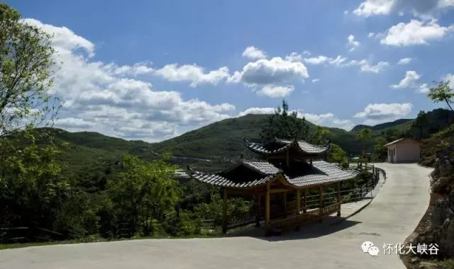 湖南旅游開發公司,懷化旅游開發公司,懷化峽谷探幽,懷化石林花山植物園